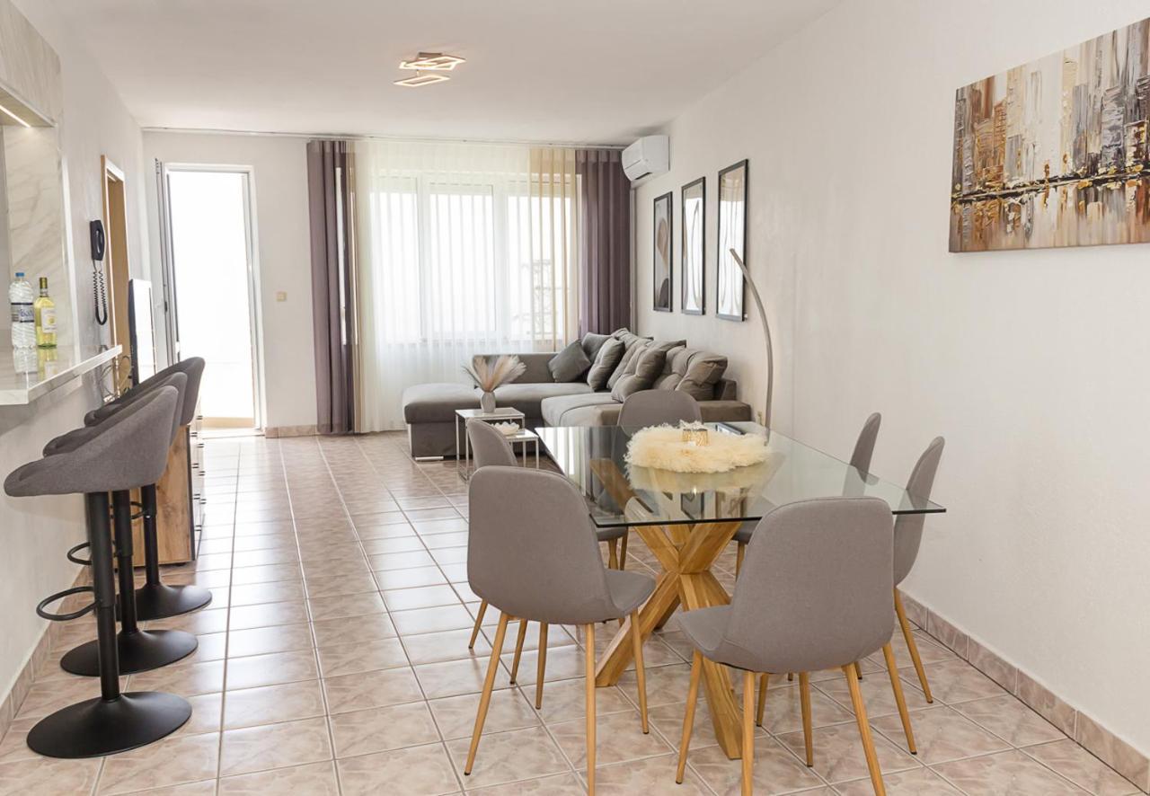Apartmán Two Identical Designer 2Bd Flats With Sea View In Balchik By Flat Mаnager Exteriér fotografie