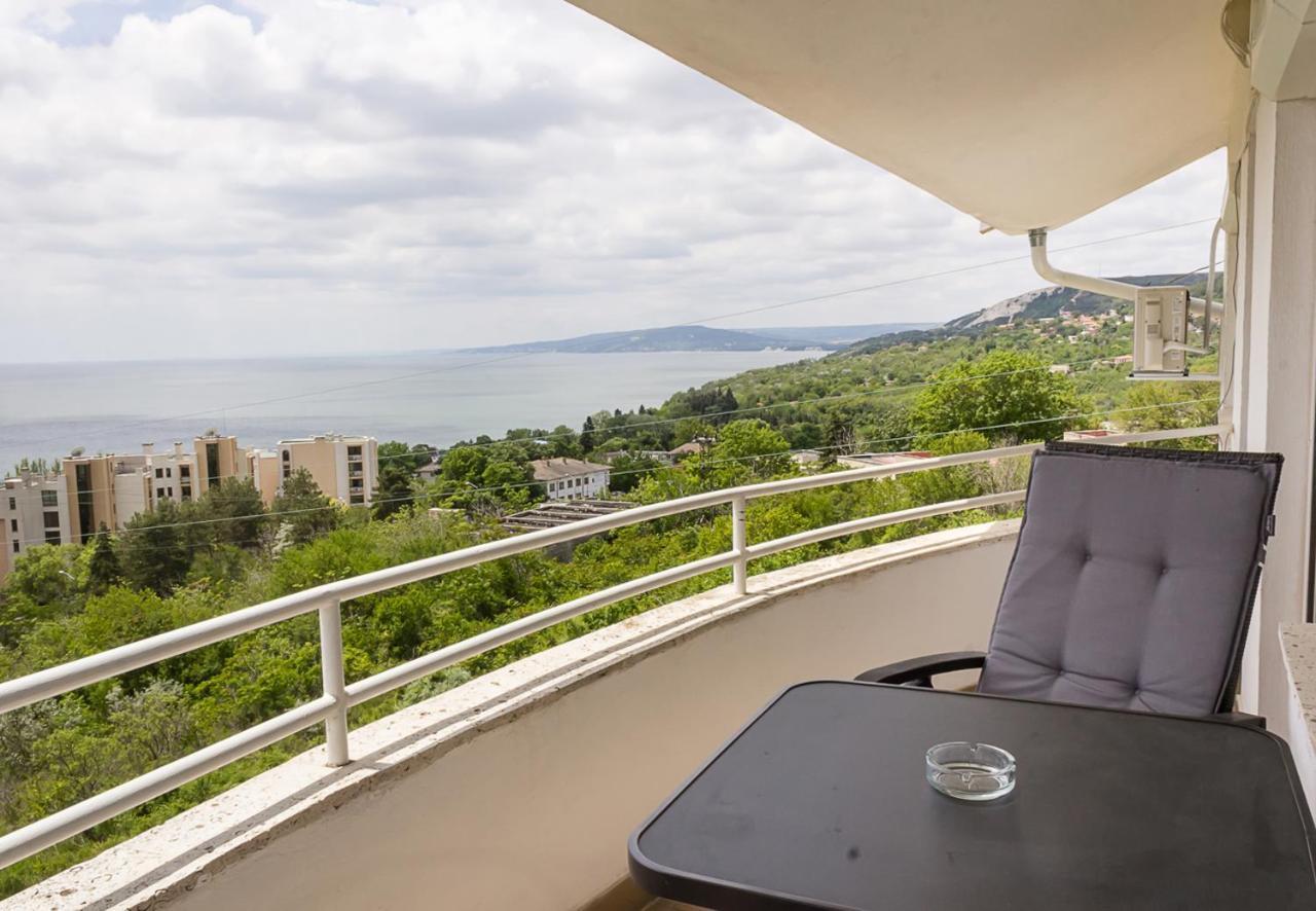 Apartmán Two Identical Designer 2Bd Flats With Sea View In Balchik By Flat Mаnager Exteriér fotografie