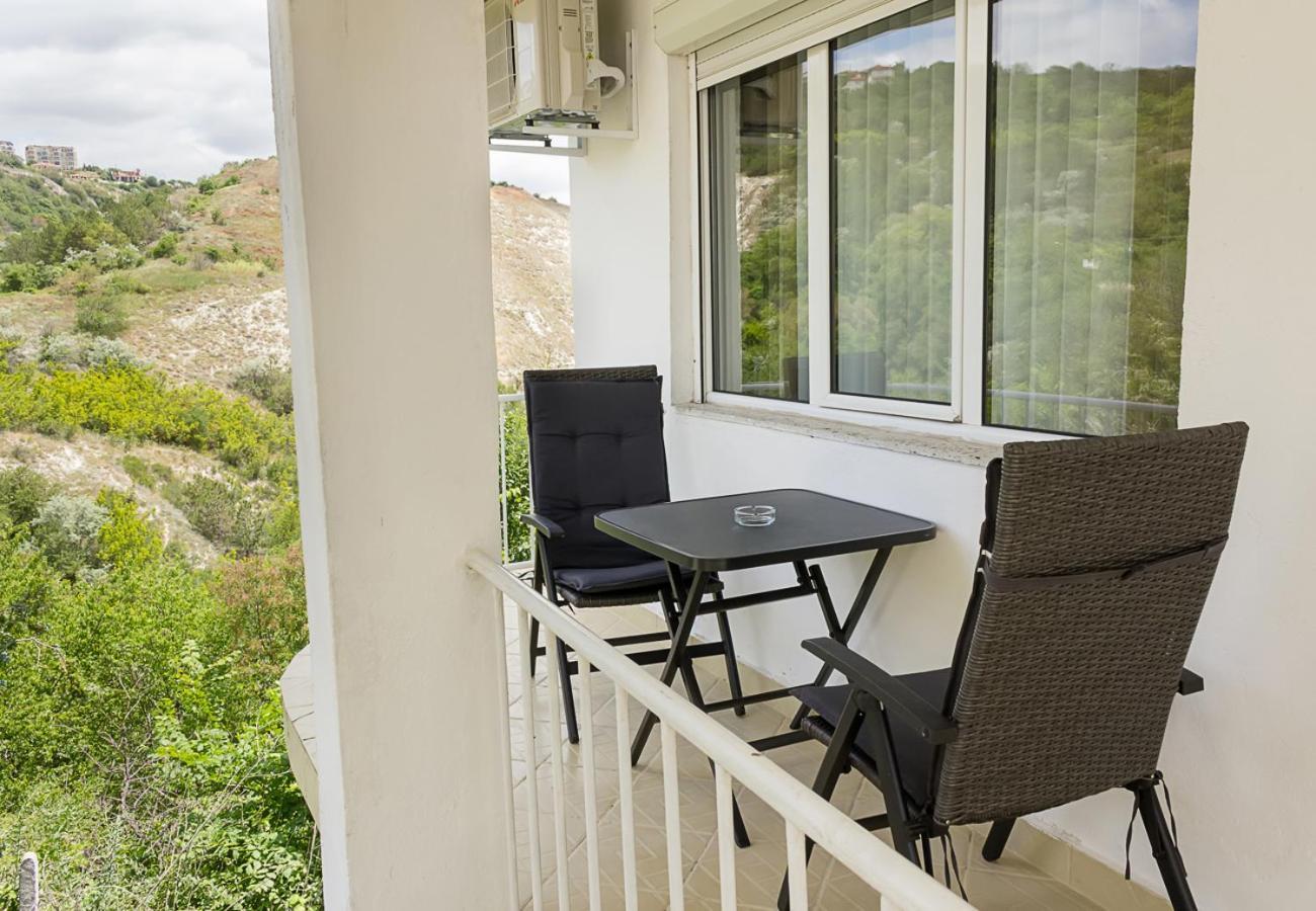 Apartmán Two Identical Designer 2Bd Flats With Sea View In Balchik By Flat Mаnager Exteriér fotografie